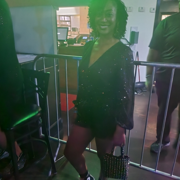 Sequins romper - Picture 2 of 2